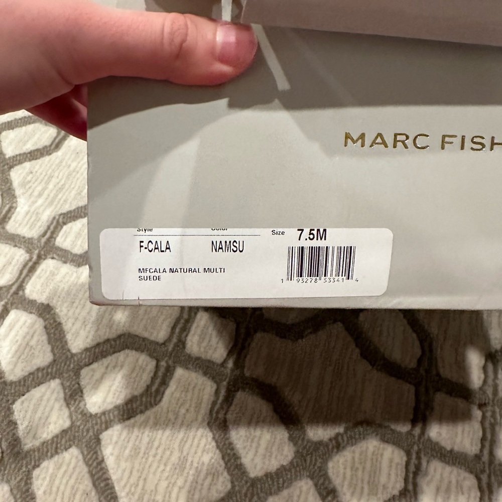 Marc Fisher - Picture 5 of 6